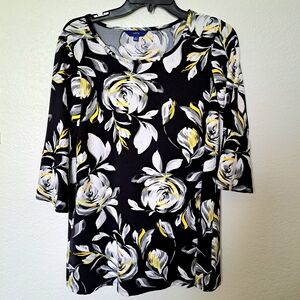 Apt. 9 Black Floral Scoop Neck Long Sleeve Top with White and Yellow Roses